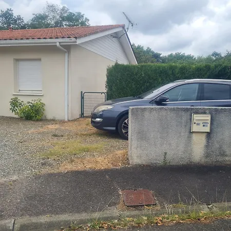 Petite Maison Du Samedi Au Samedi Holiday home Biscarrosse